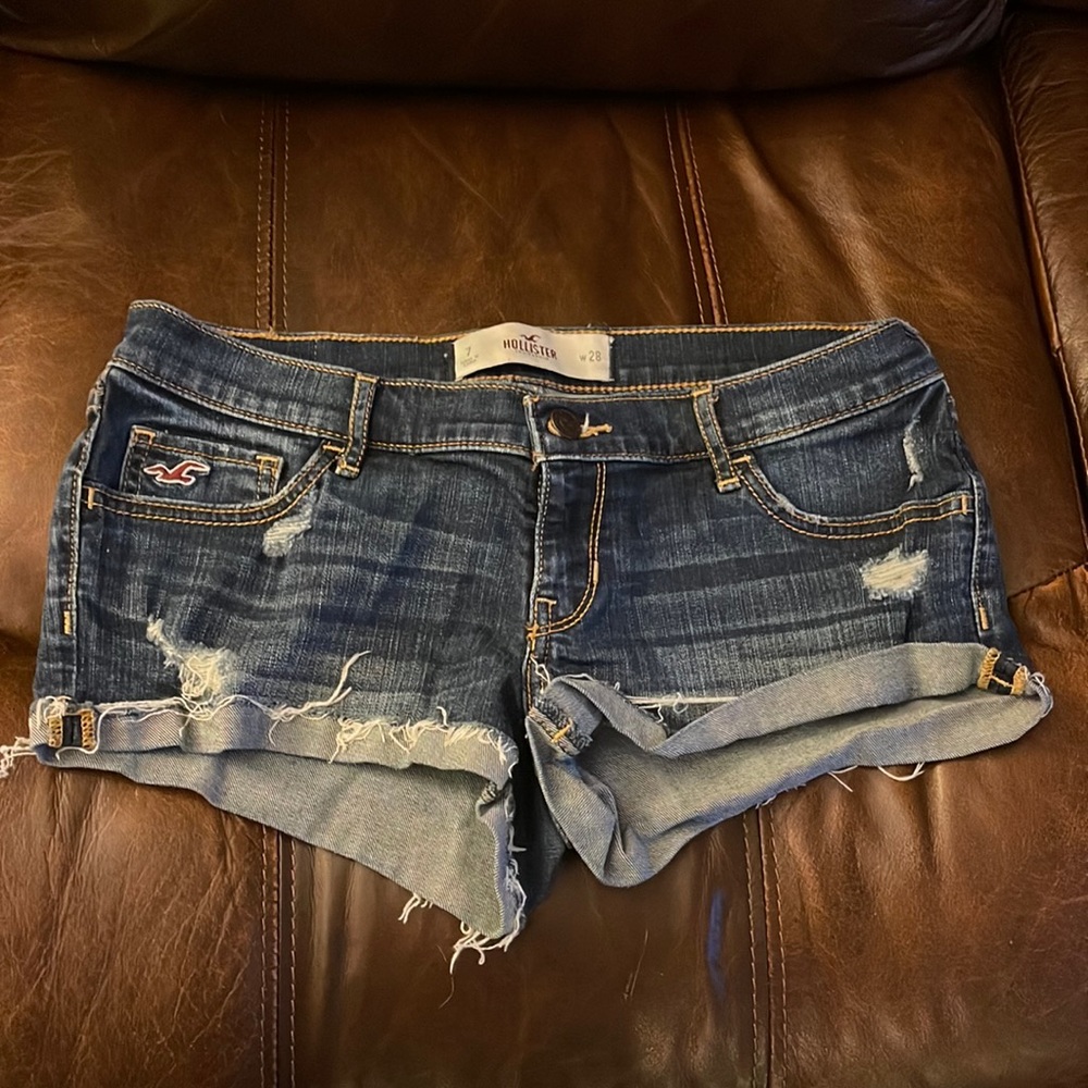 Hollis yet shorts sz 7/28
